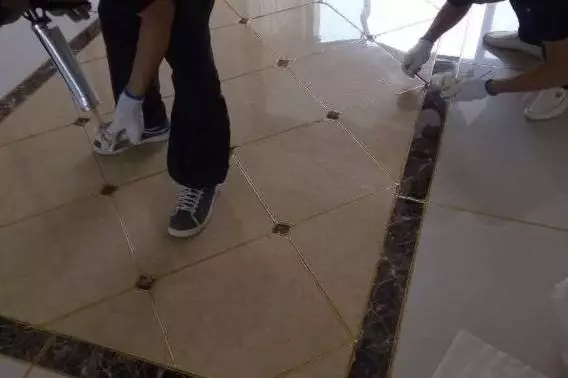 瓷砖美缝